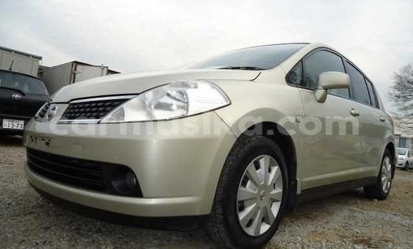 Acheter Occasion Voiture Nissan Tiida Beige à Beitbridge, Matabeleland South Acheter Occasion Voiture Nissan Tiida Beige à Beitbridge, Matabeleland South