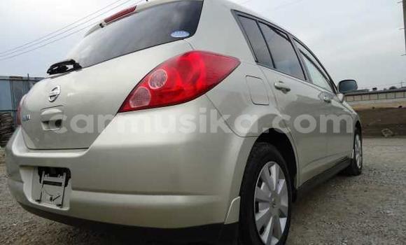 Acheter Occasion Voiture Nissan Tiida Beige à Beitbridge, Matabeleland South Acheter Occasion Voiture Nissan Tiida Beige à Beitbridge, Matabeleland South