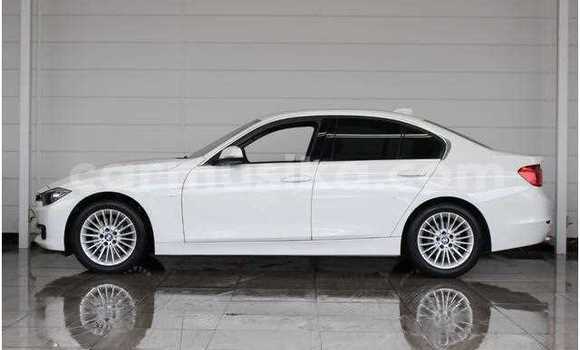 Nunua Ilio tumika BMW 3–Series Nyeupe Gari ndani ya Beitbridge nchini Matabeleland Kusini Nunua Ilio tumika BMW 3–Series Nyeupe Gari ndani ya Beitbridge nchini Matabeleland Kusini