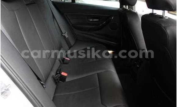 Nunua Ilio tumika BMW 3–Series Nyeupe Gari ndani ya Beitbridge nchini Matabeleland Kusini Nunua Ilio tumika BMW 3–Series Nyeupe Gari ndani ya Beitbridge nchini Matabeleland Kusini