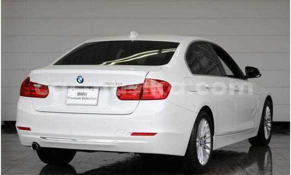 Nunua Ilio tumika BMW 3–Series Nyeupe Gari ndani ya Beitbridge nchini Matabeleland Kusini Nunua Ilio tumika BMW 3–Series Nyeupe Gari ndani ya Beitbridge nchini Matabeleland Kusini