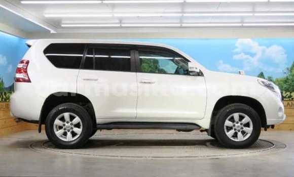 Acheter Occasion Voiture Toyota Land Cruiser Prado Blanc à Beitbridge, Matabeleland South Acheter Occasion Voiture Toyota Land Cruiser Prado Blanc à Beitbridge, Matabeleland South