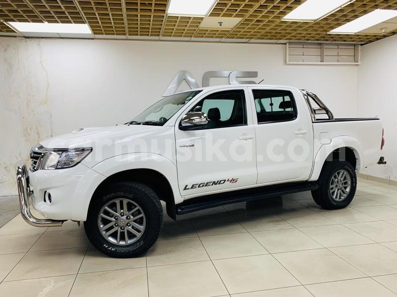 Big with watermark toyota hilux matabeleland south beitbridge 21783