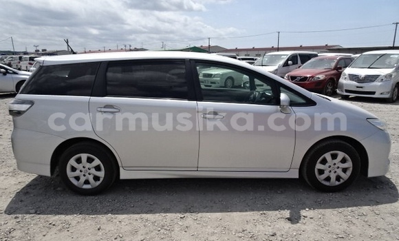 Acheter Occasion Voiture Toyota Wish Gris à Beitbridge, Matabeleland South Acheter Occasion Voiture Toyota Wish Gris à Beitbridge, Matabeleland South