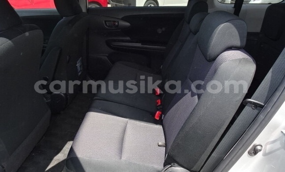 Acheter Occasion Voiture Toyota Wish Gris à Beitbridge, Matabeleland South Acheter Occasion Voiture Toyota Wish Gris à Beitbridge, Matabeleland South