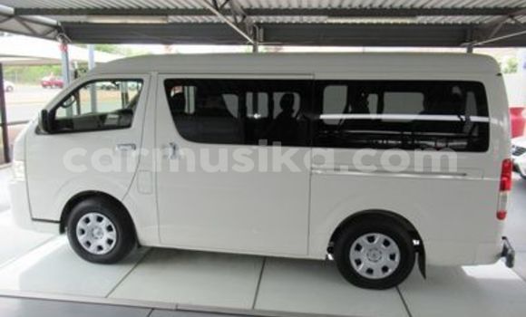 Acheter Occasion Voiture Toyota TownAce Blanc à Beitbridge, Matabeleland South Acheter Occasion Voiture Toyota TownAce Blanc à Beitbridge, Matabeleland South