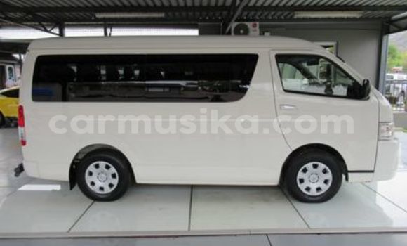 Acheter Occasion Voiture Toyota TownAce Blanc à Beitbridge, Matabeleland South Acheter Occasion Voiture Toyota TownAce Blanc à Beitbridge, Matabeleland South