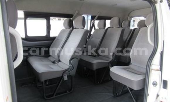 Acheter Occasion Voiture Toyota TownAce Blanc à Beitbridge, Matabeleland South Acheter Occasion Voiture Toyota TownAce Blanc à Beitbridge, Matabeleland South