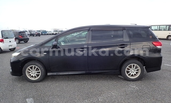 Tenga Tsaru Toyota Wish Nhema Mota in Beitbridge in Matabeleland South Tenga Tsaru Toyota Wish Nhema Mota in Beitbridge in Matabeleland South