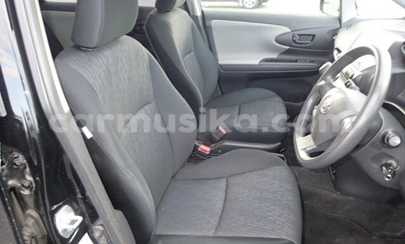 Tenga Tsaru Toyota Wish Nhema Mota in Beitbridge in Matabeleland South Tenga Tsaru Toyota Wish Nhema Mota in Beitbridge in Matabeleland South