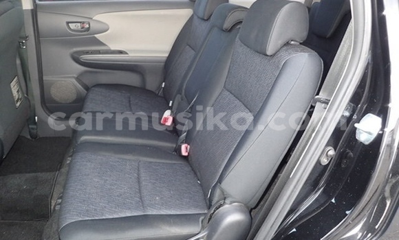 Tenga Tsaru Toyota Wish Nhema Mota in Beitbridge in Matabeleland South Tenga Tsaru Toyota Wish Nhema Mota in Beitbridge in Matabeleland South