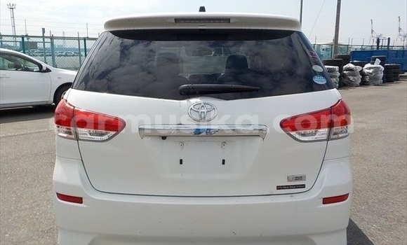 Tenga Tsaru Toyota Wish Chena Mota in Beitbridge in Matabeleland South Tenga Tsaru Toyota Wish Chena Mota in Beitbridge in Matabeleland South