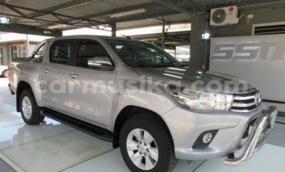 Acheter Occasion Voiture Toyota Hilux Blanc à Beitbridge, Matabeleland South Acheter Occasion Voiture Toyota Hilux Blanc à Beitbridge, Matabeleland South