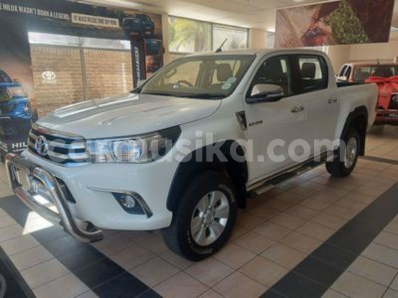 Big with watermark toyota hilux matabeleland south beitbridge 21802