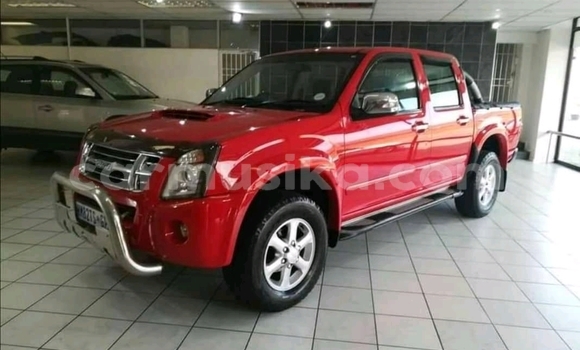 Tenga Tsaru Isuzu KB Tsvuku Mota in Beitbridge in Matabeleland South Tenga Tsaru Isuzu KB Tsvuku Mota in Beitbridge in Matabeleland South