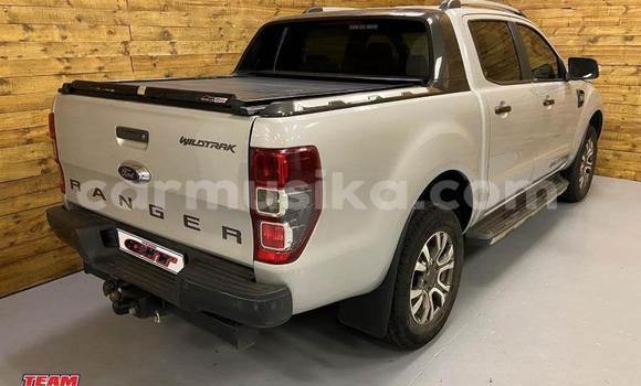 Nunua Ilio tumika Ford Ranger Fedha Gari ndani ya Beitbridge nchini Matabeleland Kusini