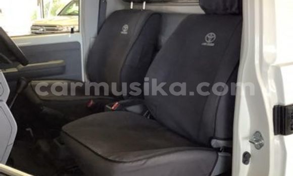 Acheter Occasion Voiture Toyota Hilux Autre à Beitbridge, Matabeleland South Acheter Occasion Voiture Toyota Hilux Autre à Beitbridge, Matabeleland South