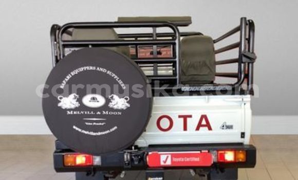 Acheter Occasion Voiture Toyota Hilux Autre à Beitbridge, Matabeleland South Acheter Occasion Voiture Toyota Hilux Autre à Beitbridge, Matabeleland South