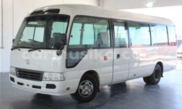 Nunua Ilio tumika Nissan Evalia Nyingine Lori ndani ya Beitbridge nchini Matabeleland Kusini