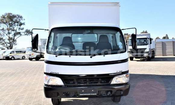 Buy Used Mitsubishi Canter White Truck in Beitbridge in Matabeleland South Buy Used Mitsubishi Canter White Truck in Beitbridge in Matabeleland South