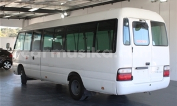 Acheter Occasion Utilitaire Nissan Evalia Autre à Beitbridge, Matabeleland South Acheter Occasion Utilitaire Nissan Evalia Autre à Beitbridge, Matabeleland South