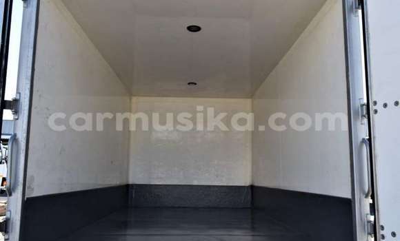 Buy Used Isuzu FTR 850 White Truck in Beitbridge in Matabeleland South Buy Used Isuzu FTR 850 White Truck in Beitbridge in Matabeleland South