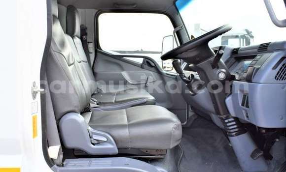 Buy Used Mitsubishi Fuso White Truck in Beitbridge in Matabeleland South Buy Used Mitsubishi Fuso White Truck in Beitbridge in Matabeleland South