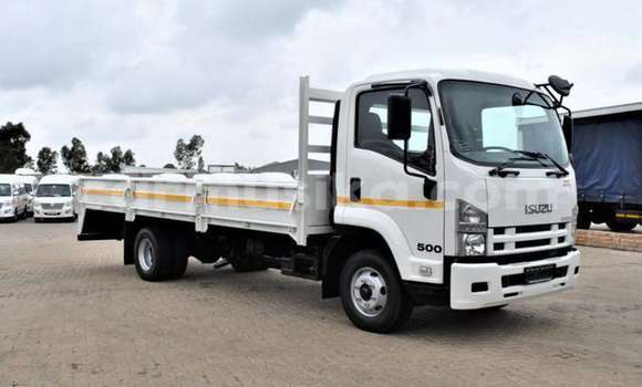 Acheter Occasion Utilitaire Isuzu FTR 850 Blanc à Beitbridge, Matabeleland South Acheter Occasion Utilitaire Isuzu FTR 850 Blanc à Beitbridge, Matabeleland South
