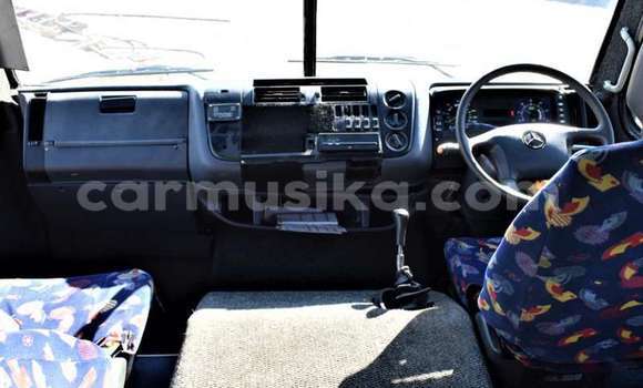 Nunua Ilio tumika Mercedes‒Benz Atego Nyeupe Lori ndani ya Beitbridge nchini Matabeleland Kusini Nunua Ilio tumika Mercedes‒Benz Atego Nyeupe Lori ndani ya Beitbridge nchini Matabeleland Kusini