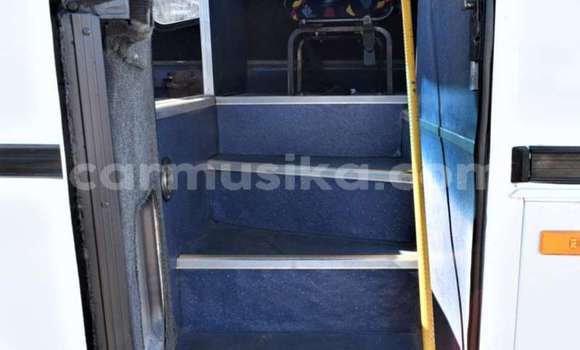 Nunua Ilio tumika Mercedes‒Benz Atego Nyeupe Lori ndani ya Beitbridge nchini Matabeleland Kusini Nunua Ilio tumika Mercedes‒Benz Atego Nyeupe Lori ndani ya Beitbridge nchini Matabeleland Kusini