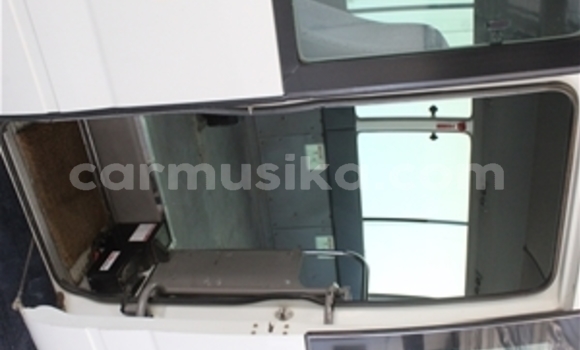 Acheter Occasion Utilitaire Nissan Evalia Autre à Beitbridge, Matabeleland South Acheter Occasion Utilitaire Nissan Evalia Autre à Beitbridge, Matabeleland South