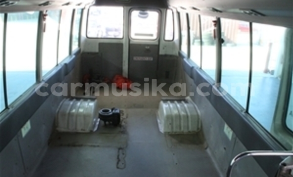 Acheter Occasion Utilitaire Nissan Evalia Autre à Beitbridge, Matabeleland South Acheter Occasion Utilitaire Nissan Evalia Autre à Beitbridge, Matabeleland South