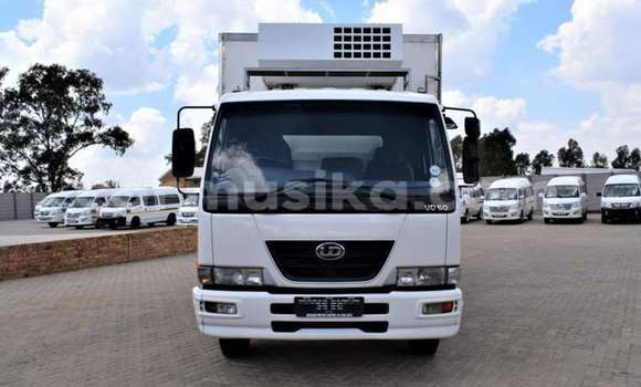 Buy Used Nissan UD White Truck in Beitbridge in Matabeleland South Buy Used Nissan UD White Truck in Beitbridge in Matabeleland South