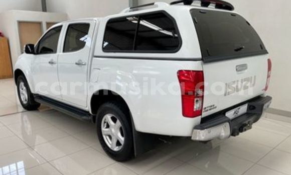 Buy Used Isuzu D–MAX White Car in Beitbridge in Matabeleland South Buy Used Isuzu D–MAX White Car in Beitbridge in Matabeleland South