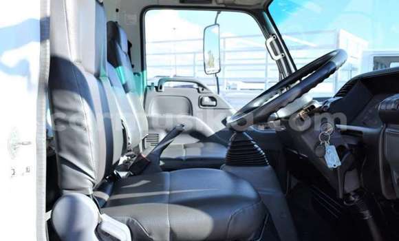 Buy Used Isuzu FTR 850 White Truck in Beitbridge in Matabeleland South Buy Used Isuzu FTR 850 White Truck in Beitbridge in Matabeleland South