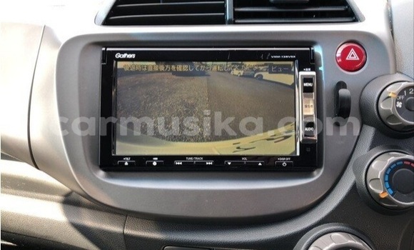 Buy Used Honda Fit White Car in Beitbridge in Matabeleland South Buy Used Honda Fit White Car in Beitbridge in Matabeleland South