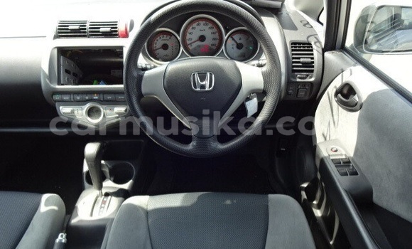 Acheter Occasion Voiture Honda Fit Gris à Beitbridge, Matabeleland South Acheter Occasion Voiture Honda Fit Gris à Beitbridge, Matabeleland South