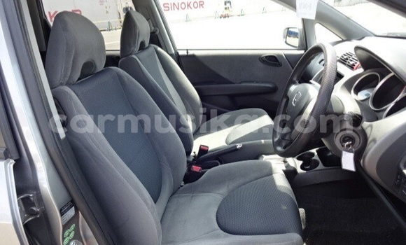 Acheter Occasion Voiture Honda Fit Gris à Beitbridge, Matabeleland South Acheter Occasion Voiture Honda Fit Gris à Beitbridge, Matabeleland South