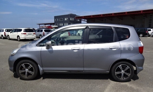 Acheter Occasion Voiture Honda Fit Gris à Beitbridge, Matabeleland South Acheter Occasion Voiture Honda Fit Gris à Beitbridge, Matabeleland South