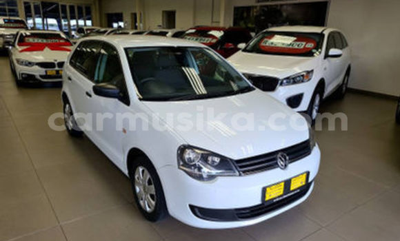 Acheter Occasion Voiture Volkswagen Polo Blanc à Belvédère, Harare Acheter Occasion Voiture Volkswagen Polo Blanc à Belvédère, Harare