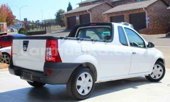 Acheter Occasion Voiture Nissan NV200 Blanc à Beitbridge, Matabeleland South Acheter Occasion Voiture Nissan NV200 Blanc à Beitbridge, Matabeleland South