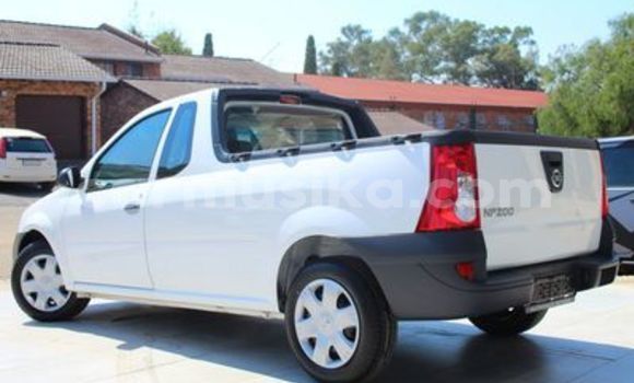 Acheter Occasion Voiture Nissan NV200 Blanc à Beitbridge, Matabeleland South Acheter Occasion Voiture Nissan NV200 Blanc à Beitbridge, Matabeleland South