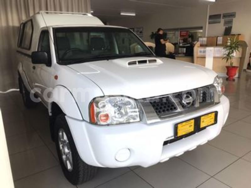 Big with watermark nissan np 300 matabeleland south beitbridge 21864