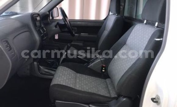 Tenga Tsaru Nissan NP 300 Chena Mota in Beitbridge in Matabeleland South Tenga Tsaru Nissan NP 300 Chena Mota in Beitbridge in Matabeleland South