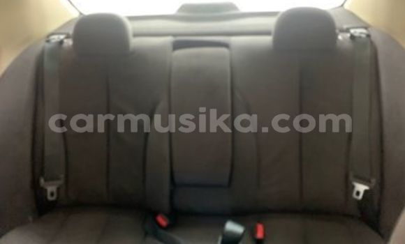 Acheter Occasion Voiture Nissan Tiida Blanc à Beitbridge, Matabeleland South Acheter Occasion Voiture Nissan Tiida Blanc à Beitbridge, Matabeleland South