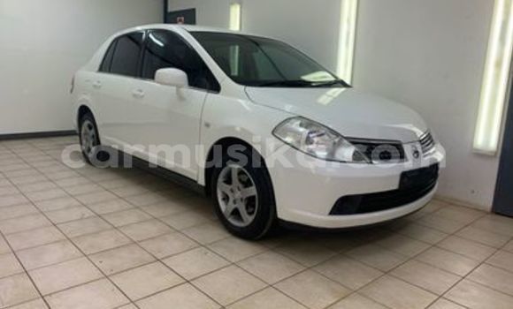 Acheter Occasion Voiture Nissan Tiida Blanc à Beitbridge, Matabeleland South Acheter Occasion Voiture Nissan Tiida Blanc à Beitbridge, Matabeleland South