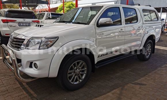 Nunua Ilio tumika Toyota Hilux Nyingine Gari ndani ya Beitbridge nchini Matabeleland Kusini