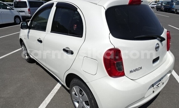 Tenga Tsaru Nissan March Chena Mota in Beitbridge in Matabeleland South Tenga Tsaru Nissan March Chena Mota in Beitbridge in Matabeleland South