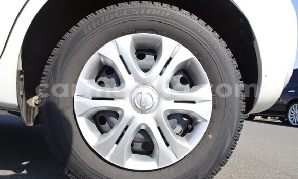 Acheter Occasion Voiture Nissan Note Blanc à Beitbridge, Matabeleland South Acheter Occasion Voiture Nissan Note Blanc à Beitbridge, Matabeleland South