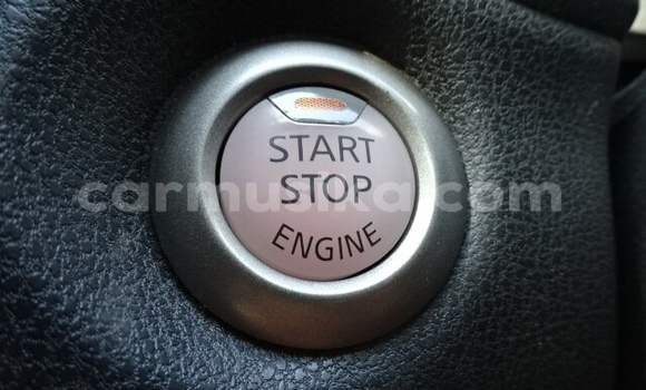 Acheter Occasion Voiture Nissan Note Blanc à Beitbridge, Matabeleland South Acheter Occasion Voiture Nissan Note Blanc à Beitbridge, Matabeleland South